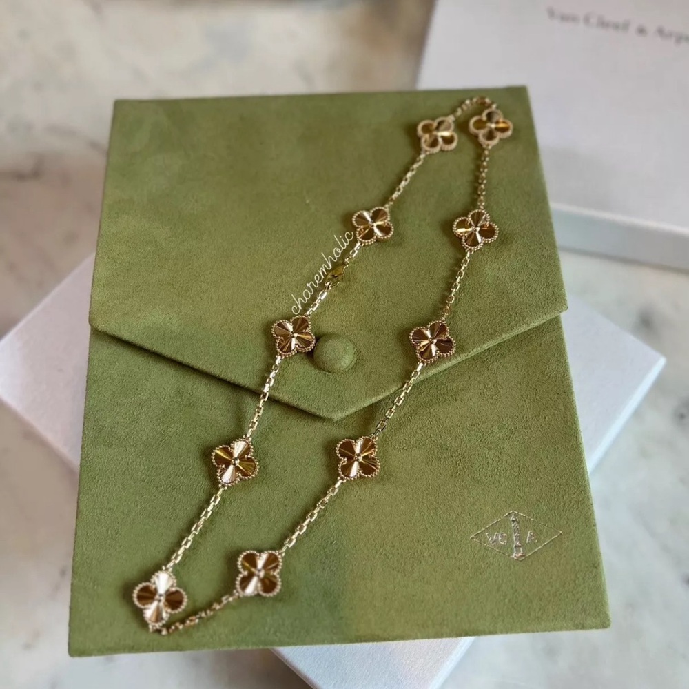 NEW! 💛 Van cleef arpels VCA 10 Motifs Alhambra Vintage 18K  Guilloche Necklace